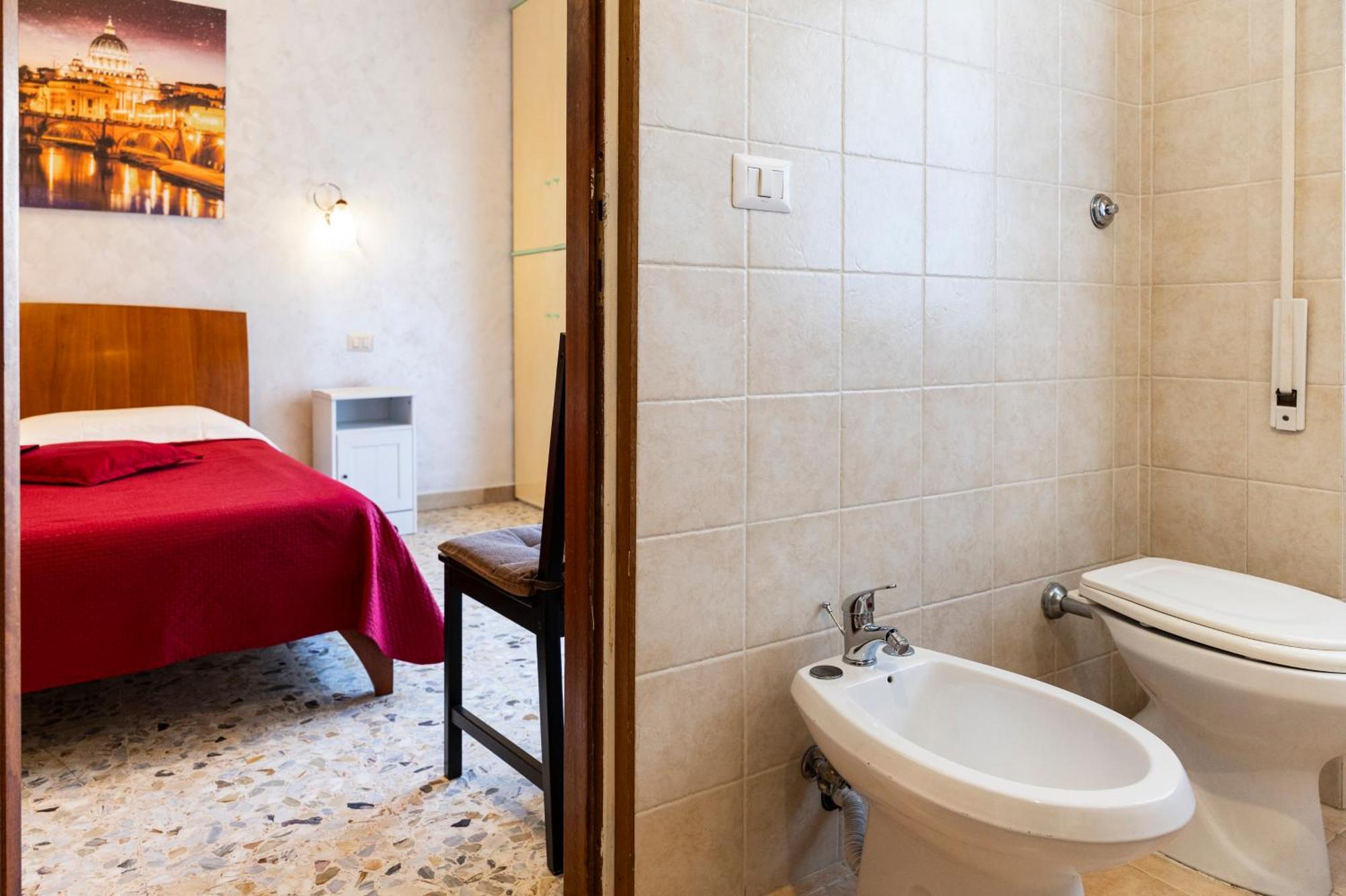 La Stazione Del Vaticano Rome Room photo