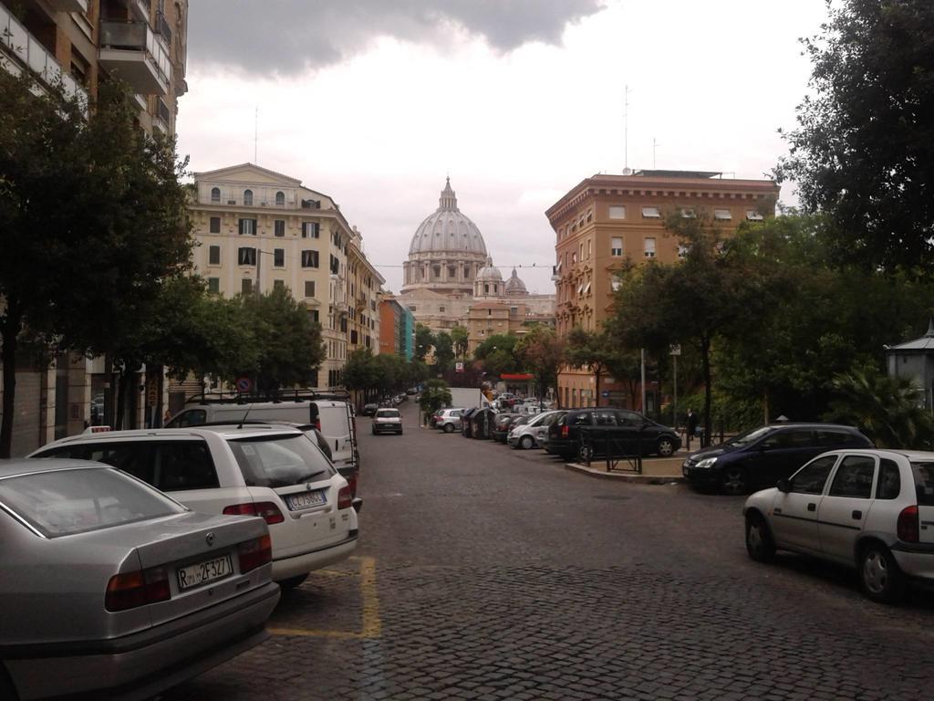 La Stazione Del Vaticano Rome Exterior photo